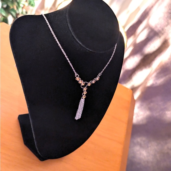 Vintage Jewelry - Vintage Silver necklace